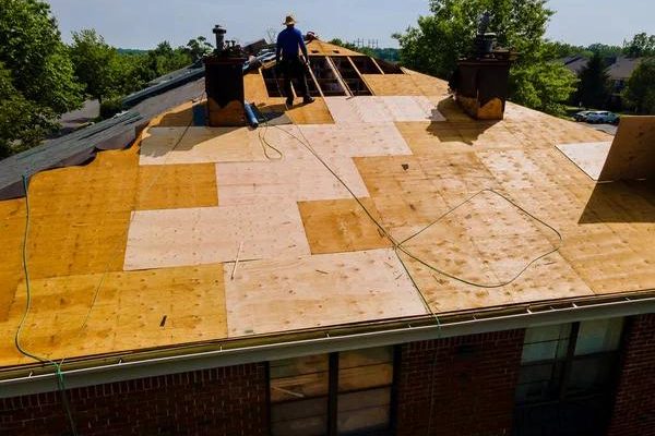 Roofing Replacement Contractors: Questions to Ask Before Hiring