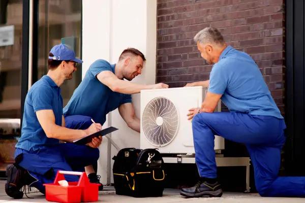 Why Choose a Local HVAC Contractor in Goodyear?