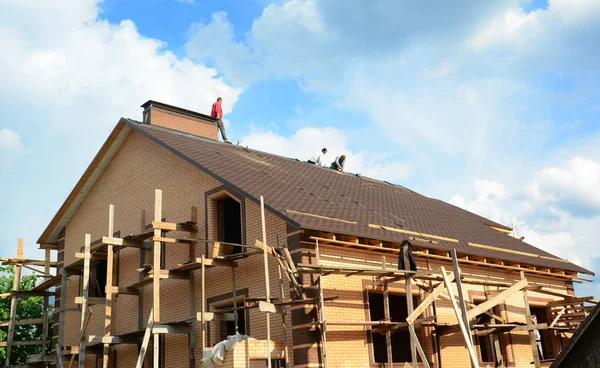 Tigard Roofing Replacement: Tailored Solutions for Every Home