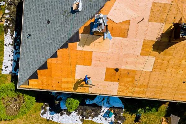 Trustworthy Roof Replacement Services to Keep You Safe