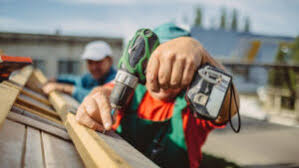 Key Considerations When Hiring Roofing Contractors