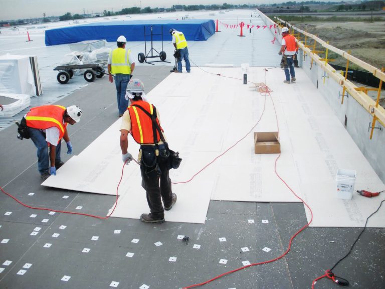 How to Find a Reliable Roofing Contractor for Replacement