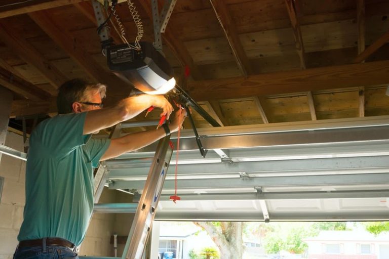 Skilled Garage Door Repair Technicians Ready in Westland