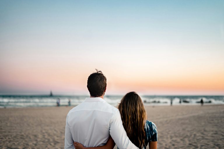 Why Traditional Dating Methods Are Being Replaced